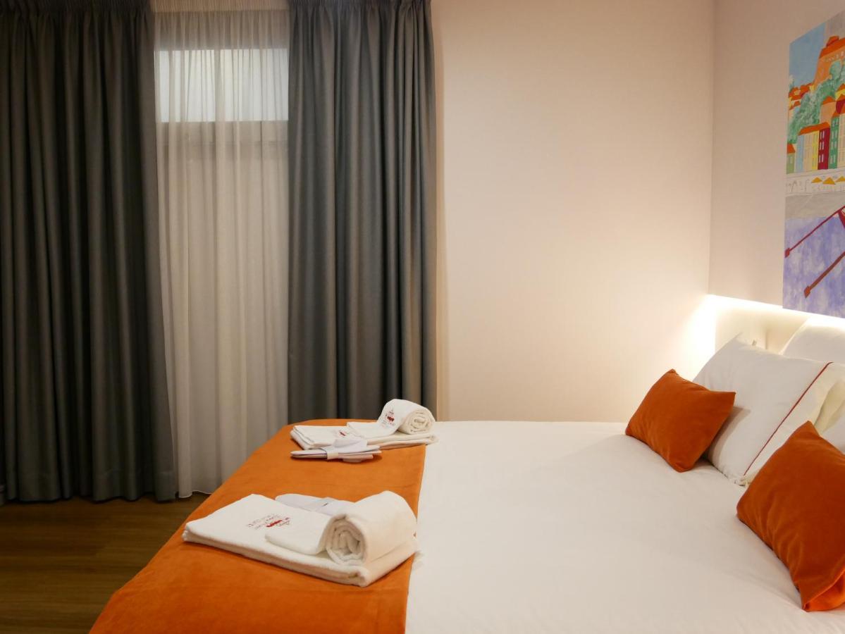 Serra Do Pilar Porto Suites Vila Nova de Gaia Exterior photo
